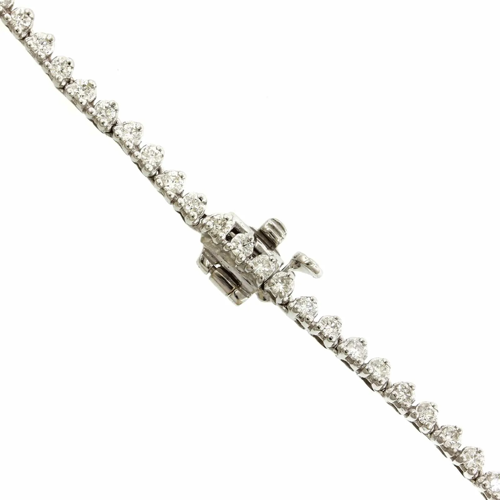 14K White Gold Diamond Graduated Line Necklace