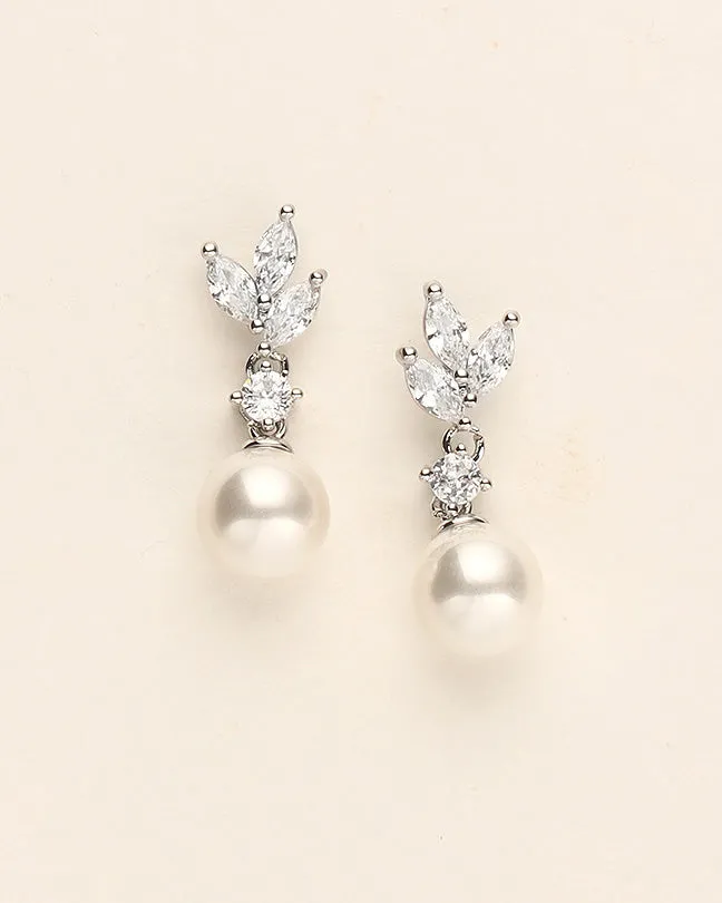 Eve Earrings and Necklace Set
